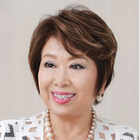 株式会社ポピンズホールディングス　代表取締役会長　日本女性エクゼクティブ協会　代表　中村紀子様